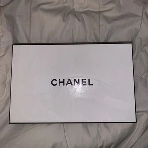 Chanel Box